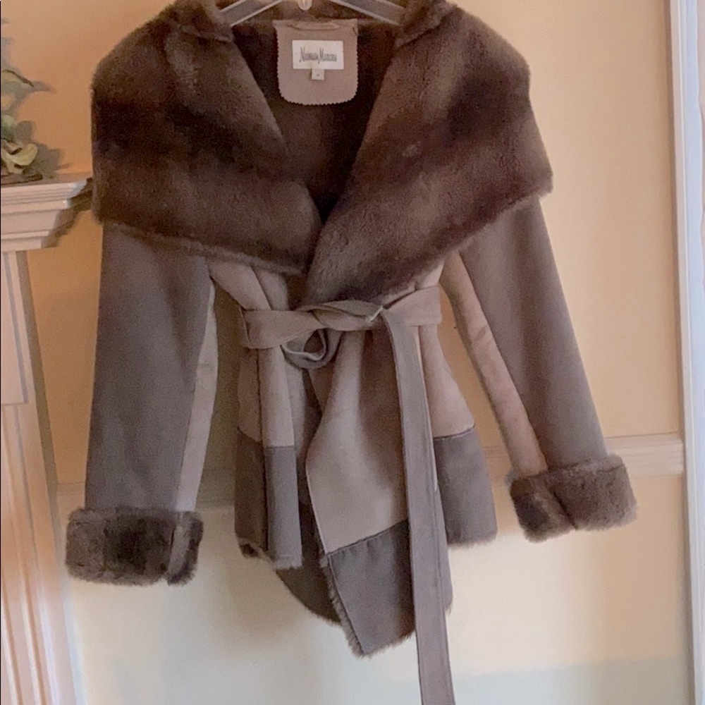 Neiman Marcus women’s faux suede jacket size M